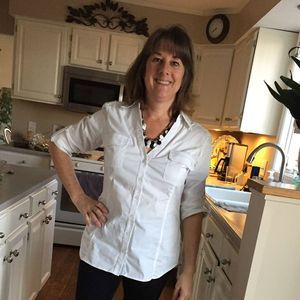 Meet your Posher, Leslie
